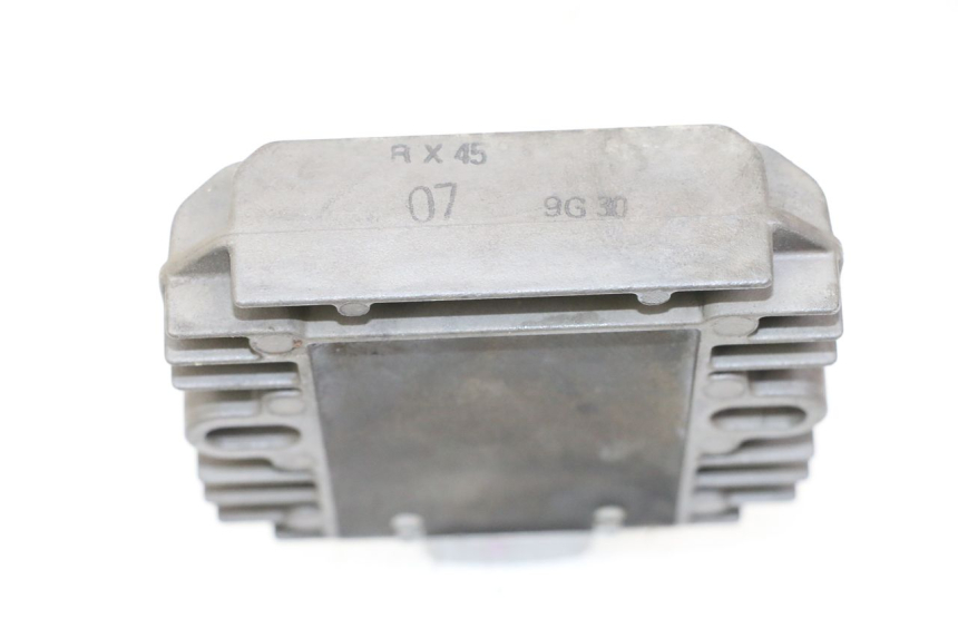 photo de REGULADOR DE CARGA SUZUKI BURGMAN 125 (2007 - 2014) - Zoom do estado de desgaste