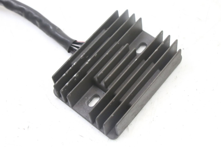 photo de REGULADOR DE CARGA SUZUKI GSX F GSXF 650 (2007 - 2015) - Detalhe da peça