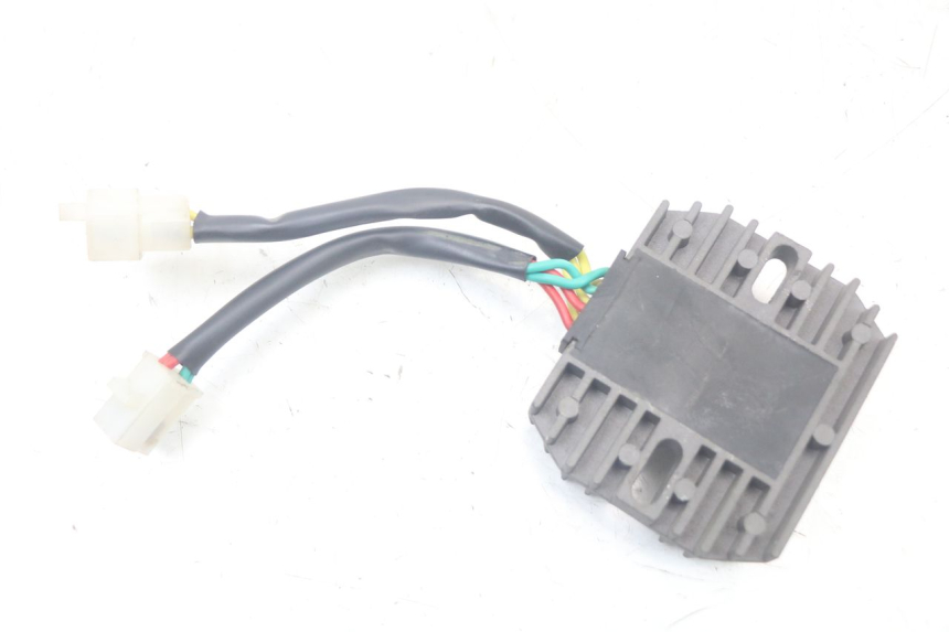 photo de REGULADOR DE CARGA SUZUKI SV N 650 (1999 - 2002) - Zoom do estado de desgaste