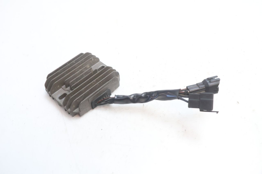 photo de REGULADOR DE CARGA SUZUKI SV S 650 (2003 - 2009) - Outro ângulo de visão