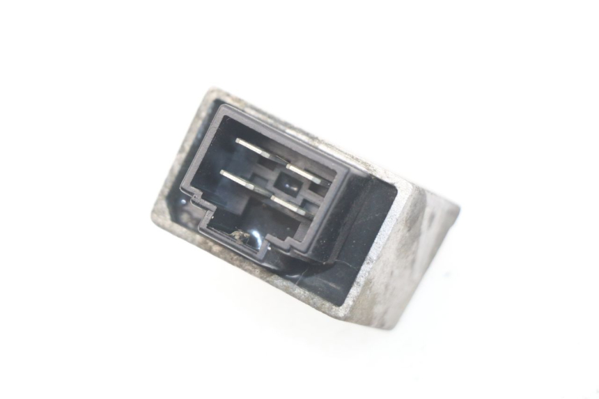photo de REGULADOR DE CARGA PEUGEOT SV 80 (1993 - 1997) - Detalhe da peça
