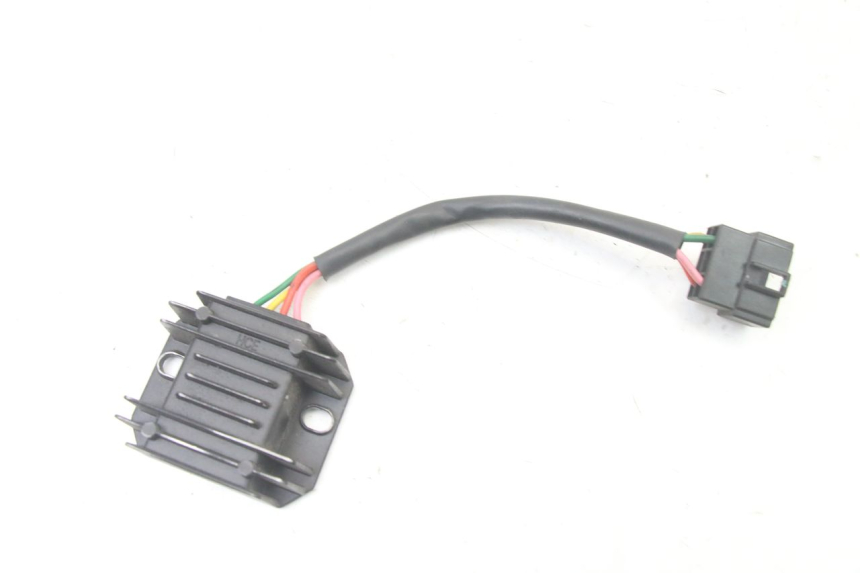 photo de REGULADOR DE CARGA SYM FIDDLE 3 III 50 (2014 - 2020) - Vista principal