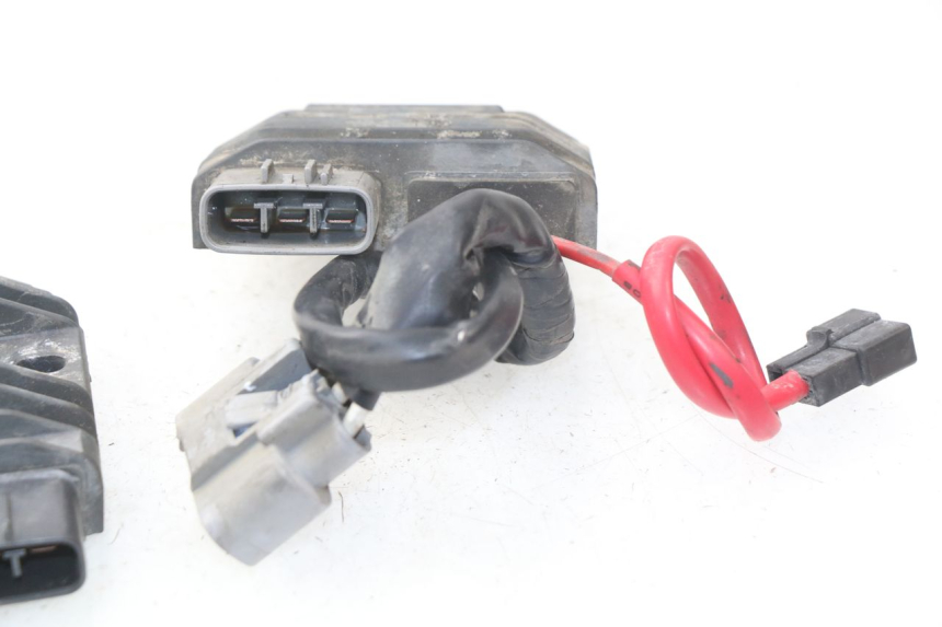 photo de REGULADOR DE CARGA YAMAHA TDM ABS 900 (2002 - 2014) - Ampliação técnica