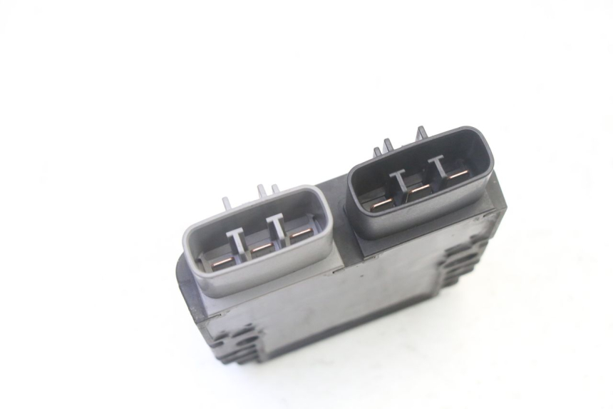 photo de REGULADOR DE CARGA YAMAHA TDM ABS 900 (2002 - 2014) - Outro ângulo de visão
