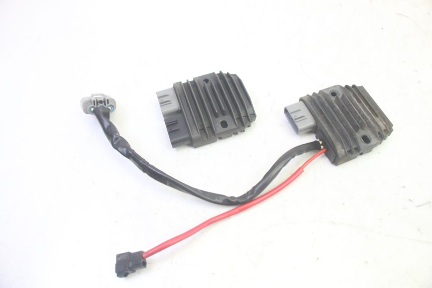 photo de REGULADOR DE CARGA YAMAHA TDM ABS 900 (2002 - 2014) - Detalhe da peça