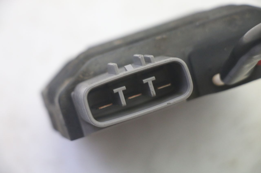 photo de REGULADOR DE CARGA YAMAHA TDM ABS 900 (2002 - 2014) - Ampliação técnica