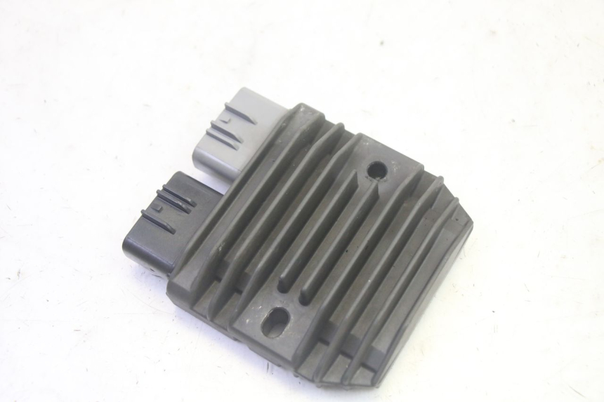 photo de REGULADOR DE CARGA YAMAHA TDM ABS 900 (2002 - 2014) - Estado da superfície