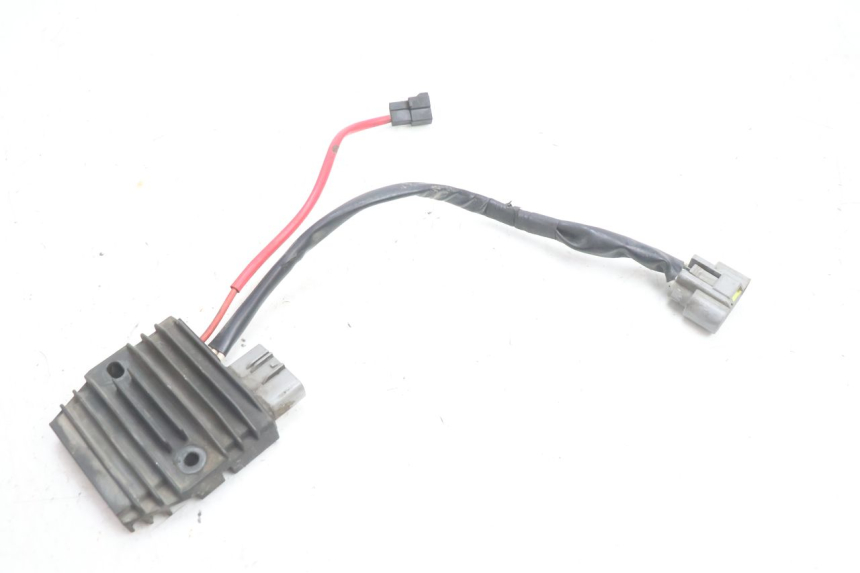 photo de REGULADOR DE CARGA YAMAHA TDM ABS 900 (2002 - 2014) - Zoom do estado de desgaste