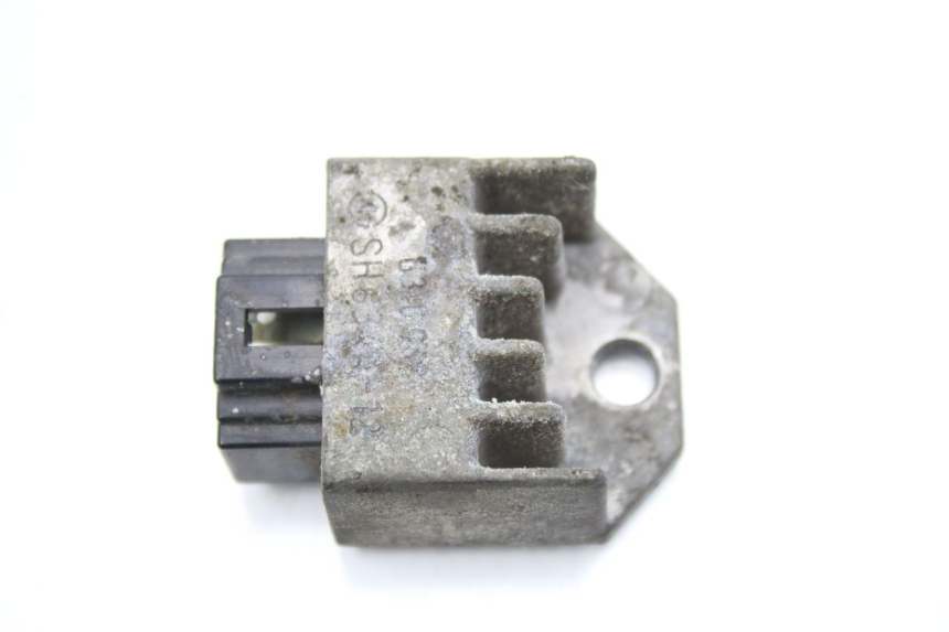 photo de REGULADOR DE CARGA PEUGEOT TKR TREKKER FURIOUS 50 (2005 - 2014) - Outro ângulo de visão
