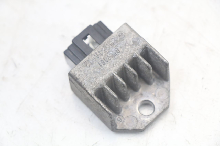 photo de REGULADOR DE CARGA PEUGEOT TKR TREKKER FURIOUS 50 (2005 - 2014) - Detalhe da peça