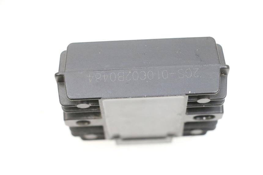 photo de REGULADOR DE CARGA YAMAHA TRICITY 300 (2020 - 2024) - Outro ângulo de visão