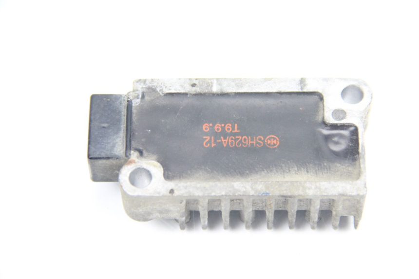 photo de REGULADOR DE CARGA YAMAHA TW 125 (1998 - 2002) - Outro ângulo de visão