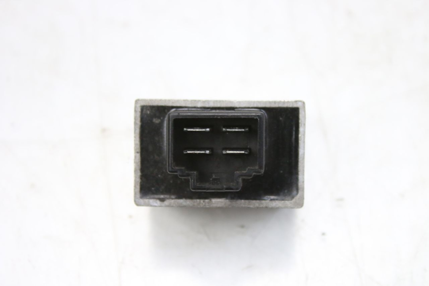 photo de REGULADOR DE CARGA PEUGEOT TWEET 125 (2010 - 2017) - Ampliação técnica