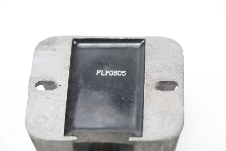 photo de REGULADOR DE CARGA REVATTO URBA GT 125 (2007 - 2017) - Detalhe da peça