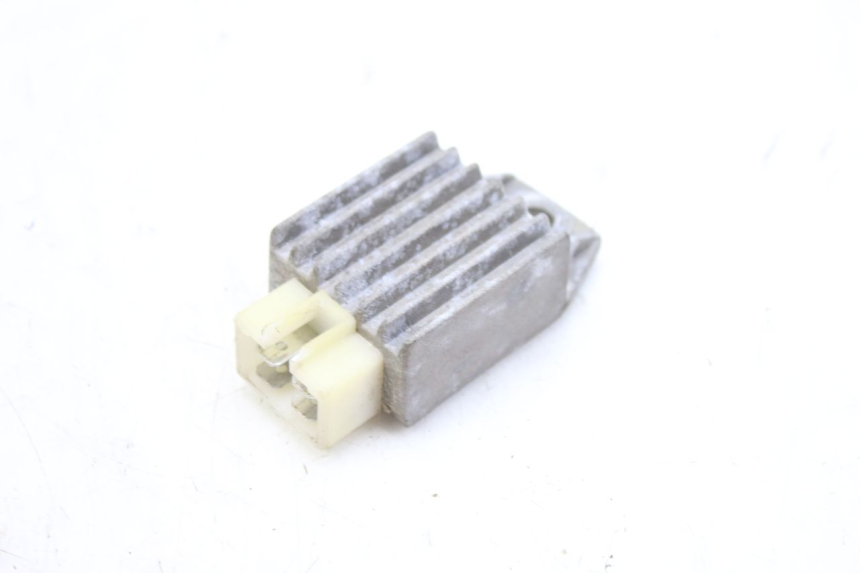 photo de REGULADOR DE CARGA PEUGEOT V-CLIC VCLIC 50 (2007 - 2013) - Detalhe da peça