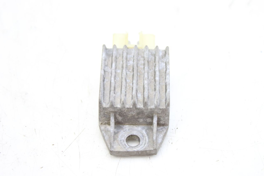 photo de REGULADOR DE CARGA PEUGEOT V-CLIC VCLIC 50 (2007 - 2013) - Vista geral