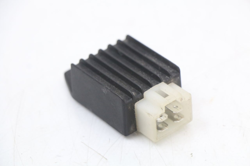 photo de REGULADOR DE CARGA BEELINE VELOCE 4T 50 (2011 - 2020) - Detalhe da peça