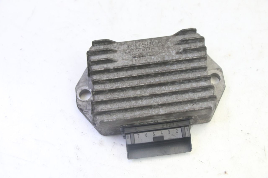 photo de REGULADOR DE CARGA PIAGGIO VESPA S 2T 50 (2007 - 2014) - Detalhe da peça