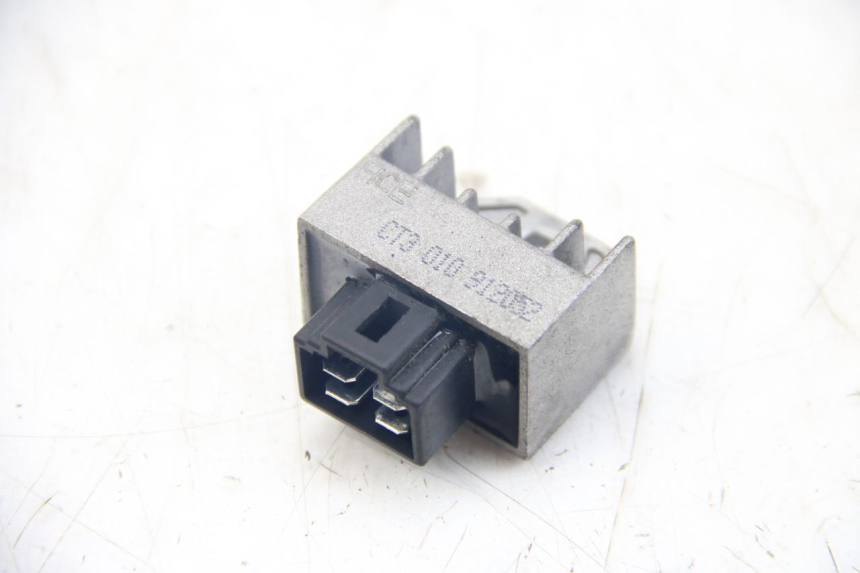 photo de REGULADOR DE CARGA PEUGEOT VIVACITY NEW 4T 50 (2008 - 2017) - Detalhe da peça