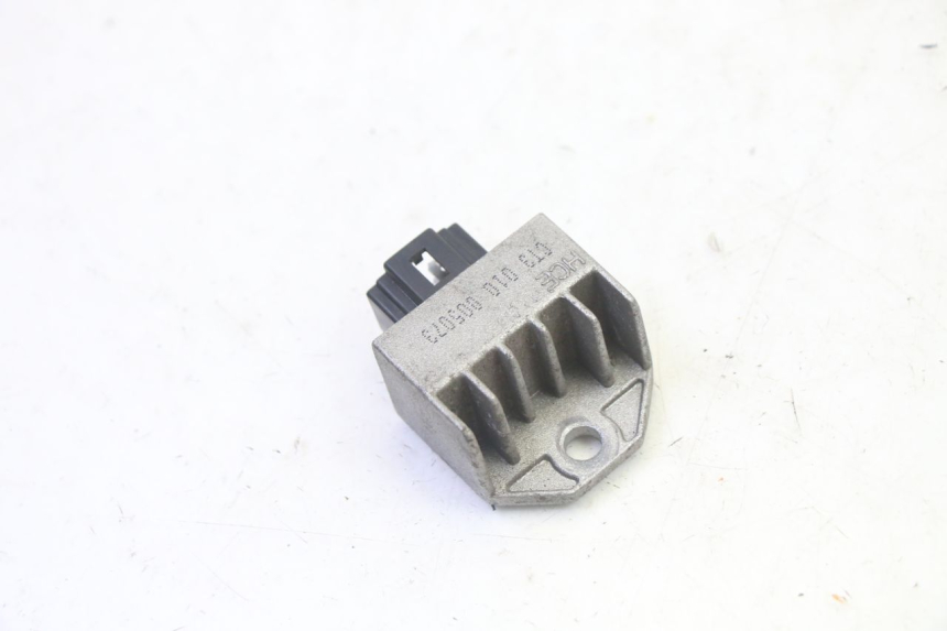 photo de REGULADOR DE CARGA PEUGEOT VIVACITY NEW 4T 50 (2008 - 2017) - Detalhe da peça