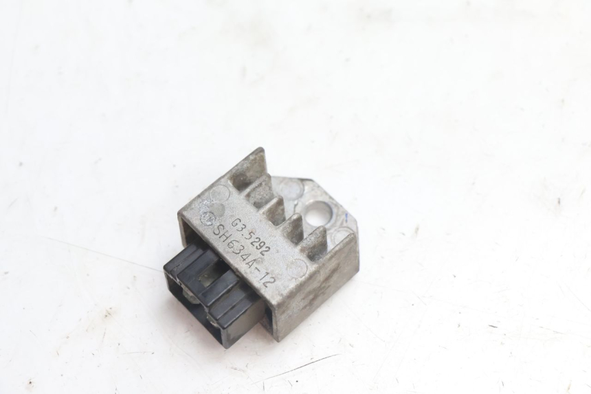 photo de REGULADOR DE CARGA PEUGEOT VIVACITY 50 (1998 - 2003) - Vista principal