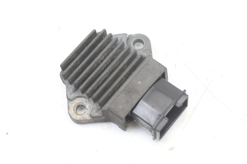 photo de REGULADOR DE CARGA HONDA VT C2 SHADOW 750 (1997 - 2001) - Vista principal