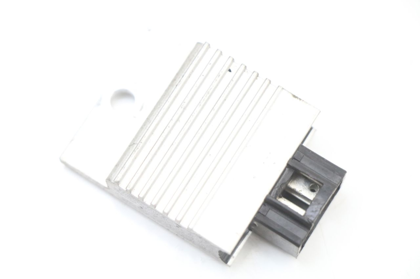photo de REGULADOR DE CARGA HONDA WALLAROO DX 50 (1993 - 1996) - Detalhe da peça