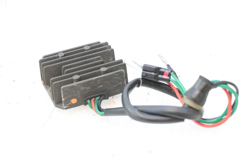 photo de REGULADOR DE CARGA YAMAHA WAVE RUNNER GP R 1200 (2000 - 2003) - Ampliação técnica