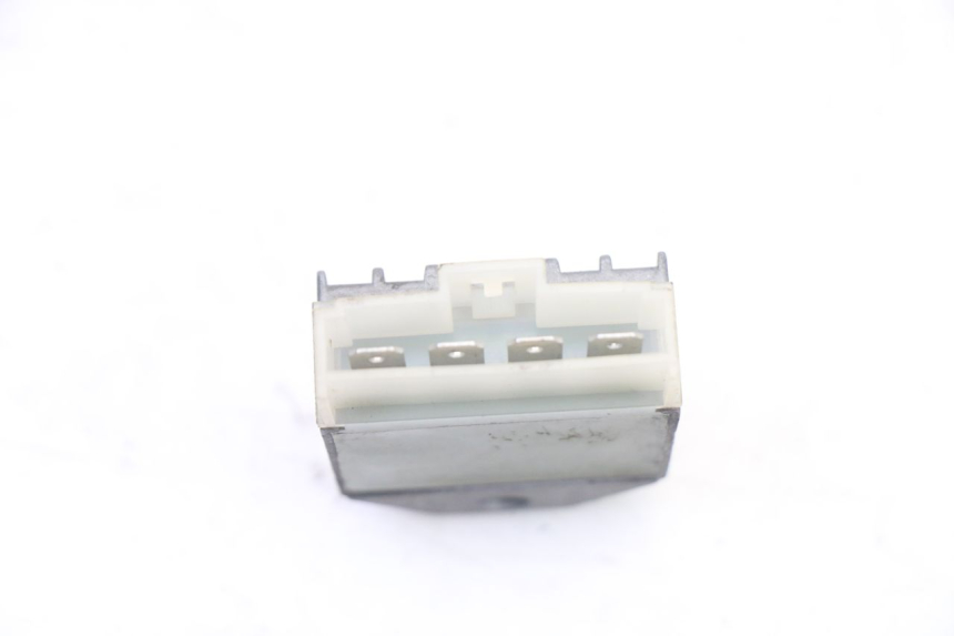 photo de REGULADOR DE CARGA YAMAHA WHY 50 (1998 - 2000) - Zoom do estado de desgaste