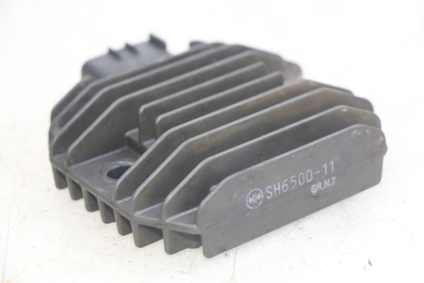 photo de REGULADOR DE CARGA YAMAHA X-MAX XMAX 250 (2006 - 2009) - Ampliação técnica