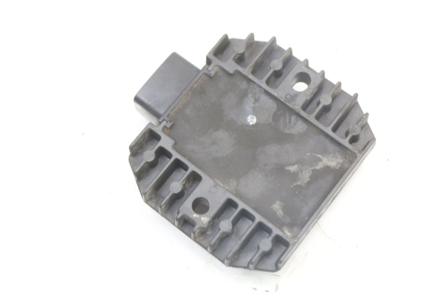photo de REGULADOR DE CARGA YAMAHA X-MAX XMAX 250 (2006 - 2009) - Ampliação técnica