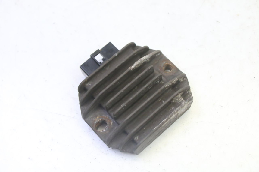 photo de REGULADOR DE CARGA YAMAHA X-MAX XMAX 125 (2010 - 2013) - Detalhe da peça