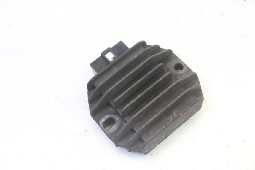 photo de REGULADOR DE CARGA YAMAHA X-MAX XMAX 125 (2010 - 2013) - Detalhe da peça