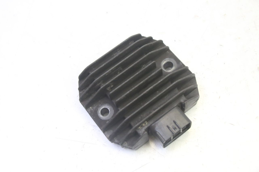 photo de REGULADOR DE CARGA YAMAHA X-MAX XMAX 250 (2006 - 2009) - Vista principal