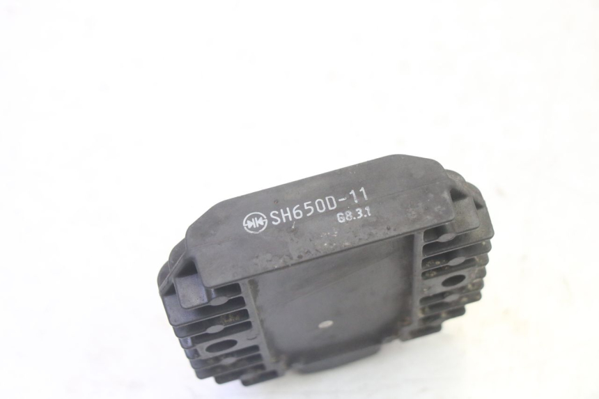 photo de REGULADOR DE CARGA YAMAHA X-MAX XMAX 250 (2006 - 2009) - Ampliação técnica