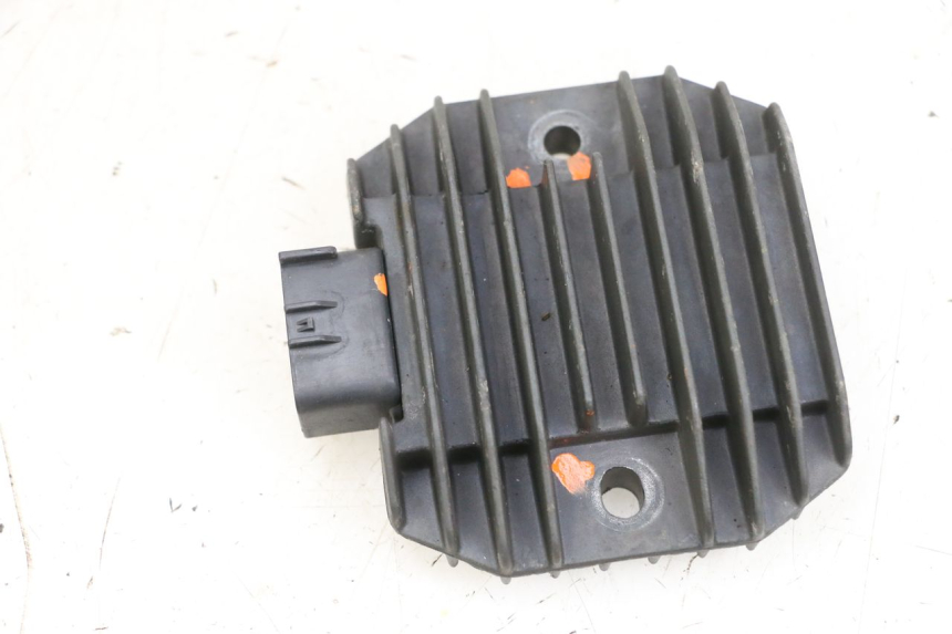 photo de REGULADOR DE CARGA YAMAHA XMAX X-MAX 125 (2006 - 2009) - Detalhe da peça