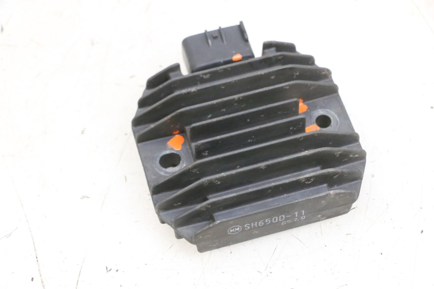 photo de REGULADOR DE CARGA YAMAHA XMAX X-MAX 125 (2006 - 2009) - Ampliação técnica
