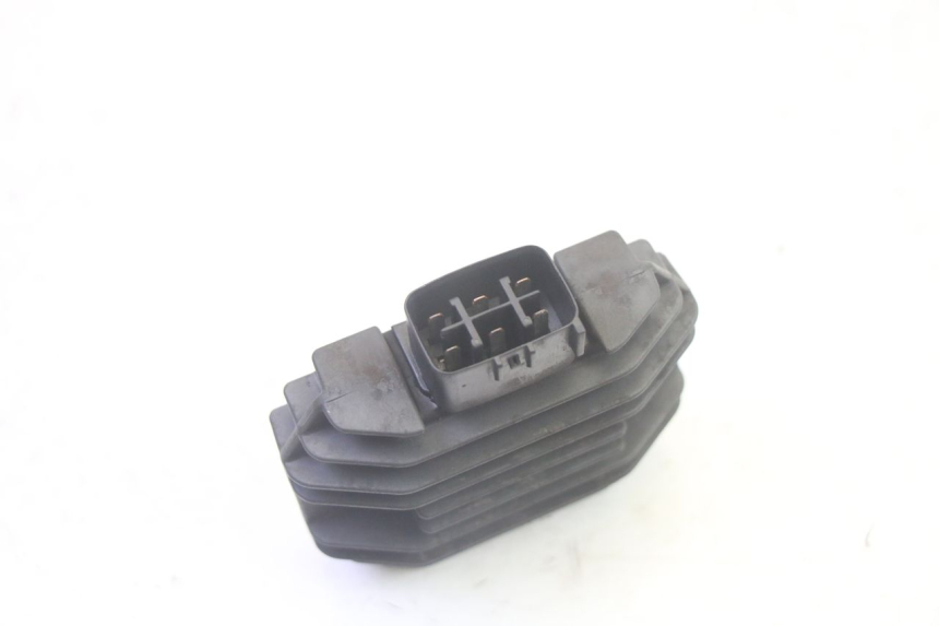 photo de REGULADOR DE CARGA YAMAHA XMAX X-MAX 125 (2006 - 2009) - Outro ângulo de visão