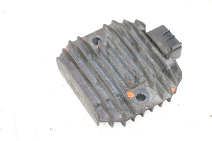 photo de REGULADOR DE CARGA YAMAHA XMAX X-MAX 125 (2006 - 2009) - Outro ângulo de visão