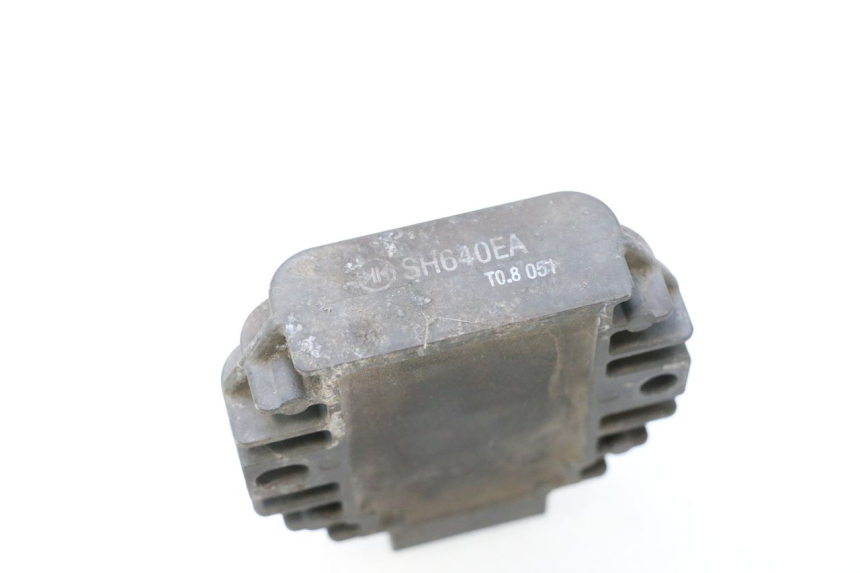 photo de REGULADOR DE CARGA YAMAHA X-MAX XMAX 125 (2010 - 2013) - Ampliação técnica