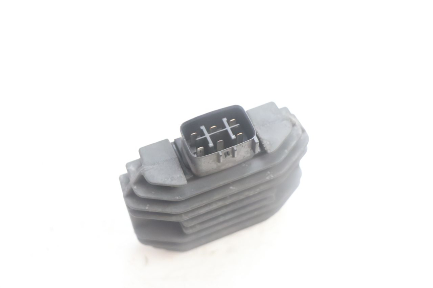 photo de REGULADOR DE CARGA YAMAHA XMAX X-MAX 125 (2006 - 2009) - Outro ângulo de visão