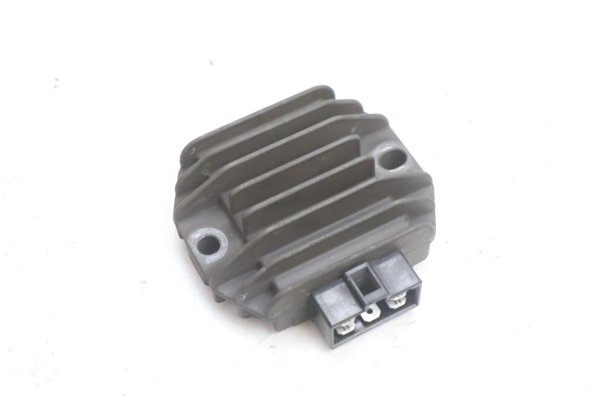 photo de REGULADOR DE CARGA YAMAHA X-MAX XMAX 125 (2010 - 2013) - Vista principal