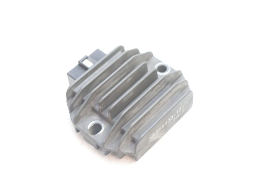 photo de REGULADOR DE CARGA PIAGGIO X8 STREET 125 (2006 - 2007) - Detalhe da peça