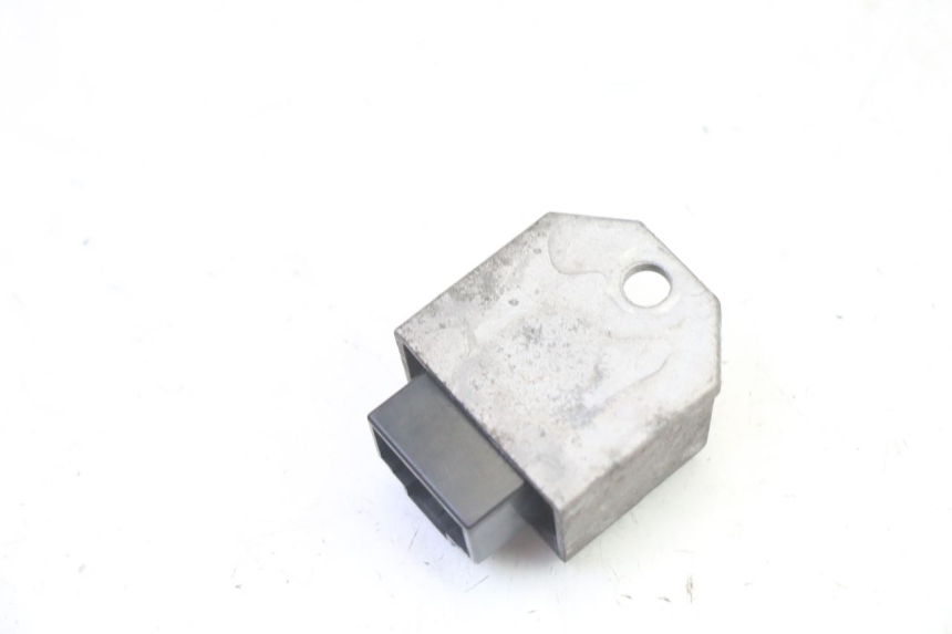 photo de REGULADOR DE CARGA HONDA X8R 50 (1998 - 2003) - Outro ângulo de visão