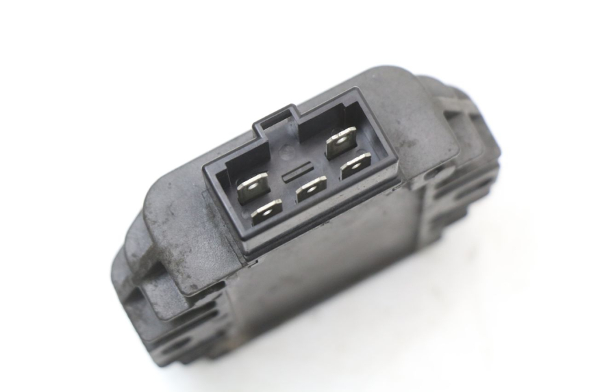 photo de REGULADOR DE CARGA PIAGGIO X9 125 (2000 - 2003) - Zoom do estado de desgaste