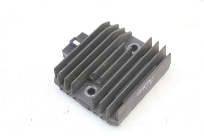 photo de REGULADOR DE CARGA YAMAHA XJ6 ABS 600 (2008 - 2016) - Detalhe da peça