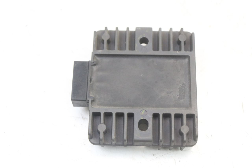 photo de REGULADOR DE CARGA YAMAHA XJ6 ABS 600 (2008 - 2016) - Ampliação técnica