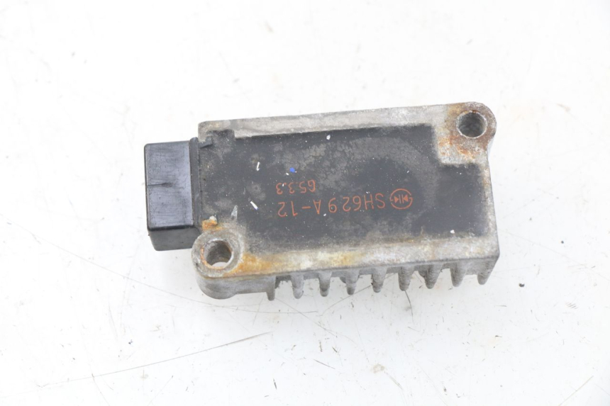 photo de REGULADOR DE CARGA YAMAHA XJN XJ N DIVERSION 600 (1994 - 1997) - Detalhe da peça