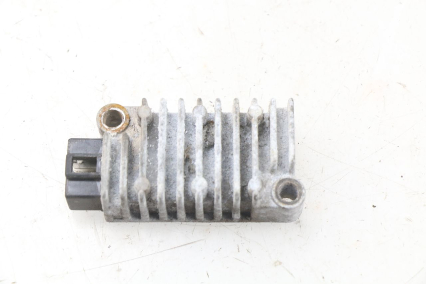 photo de REGULADOR DE CARGA YAMAHA XJN XJ N DIVERSION 600 (1994 - 1997) - Zoom do estado de desgaste