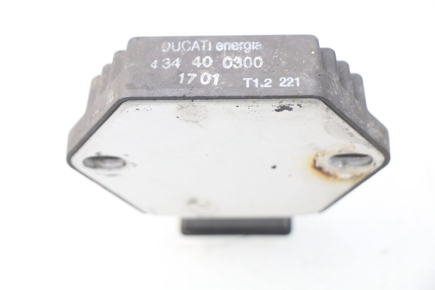 photo de REGULADOR DE CARGA HONDA XLV VARADERO 125 (2000 - 2006) - Outro ângulo de visão